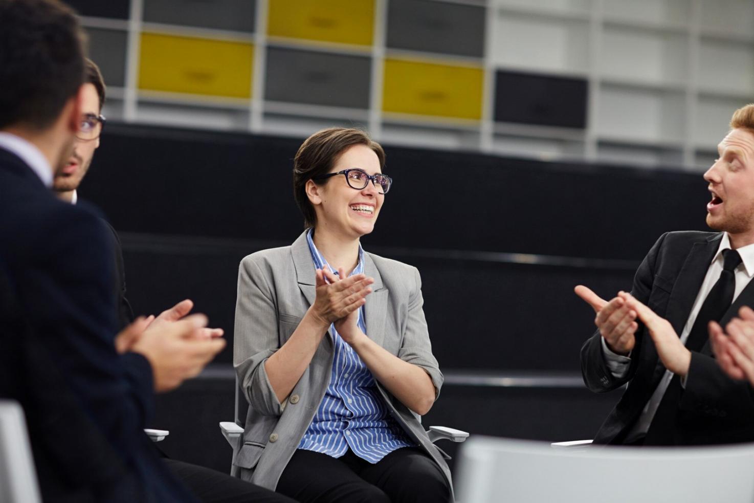 Praktische Anwendung von Finanzmodellen in der Realität